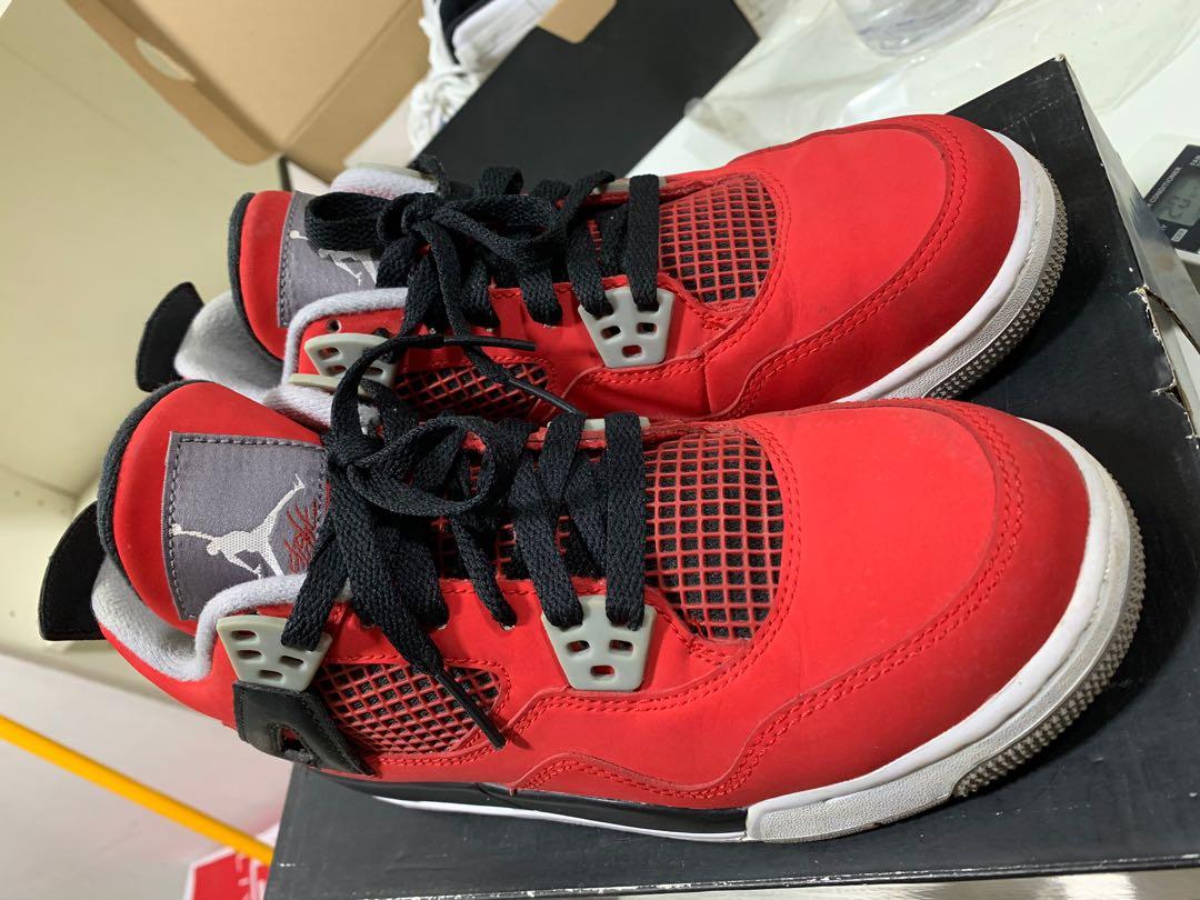 NIKE Air Jordan 4 Toro Bravo