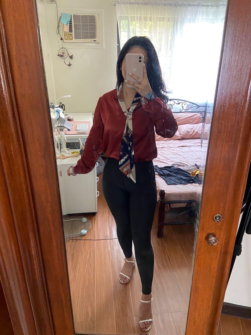 No Brand casual top size S-M (Category: Others Tops) located in Caloocan City. Submitted by eliesellsit (Listing ID 1070531813, Image 3). Description: No Brand Size S-M RFS: decluttering Delivery is shouldered by the buyer MOP: BPI / Gcash Delivery: Grab / Lalamove.