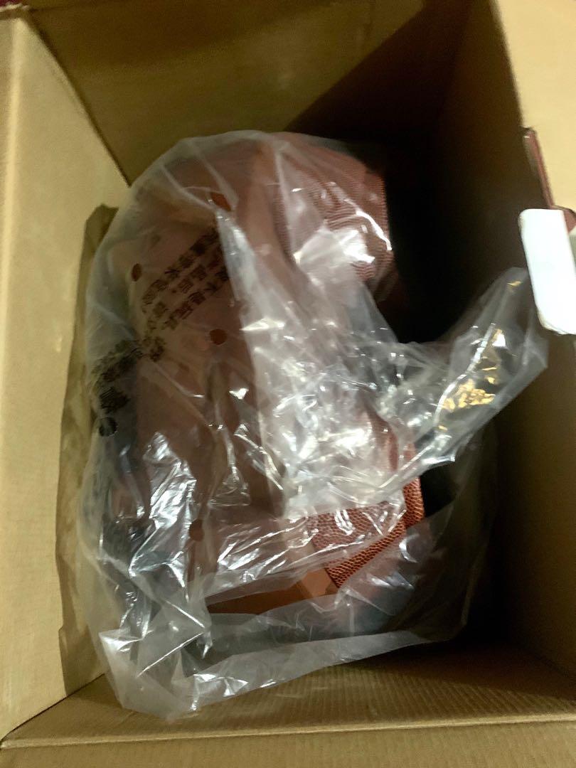 Ogawa Foot Massager (Tapping Foottee) (Category: Massage Devices) located in Dasmarinas. Submitted by monsterloot (Listing ID 1070680391, Image 3). Description: 🔆Kindly read the following: ✅Feet reflexology therapy ✅never used (bought in 2019) in excellent condition ✅with box (medyo nabasa lang at natuyo kaya may amoy yung box) ✅with manual ✅can request for video (na working yung unit) ❌expired warranty card .