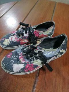 Original vans for girls