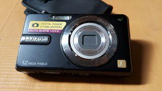 Panasonic DMC-F3  digital camera with battery charger  ,usb cord & defective battery or swap sa defective epson L210  printer