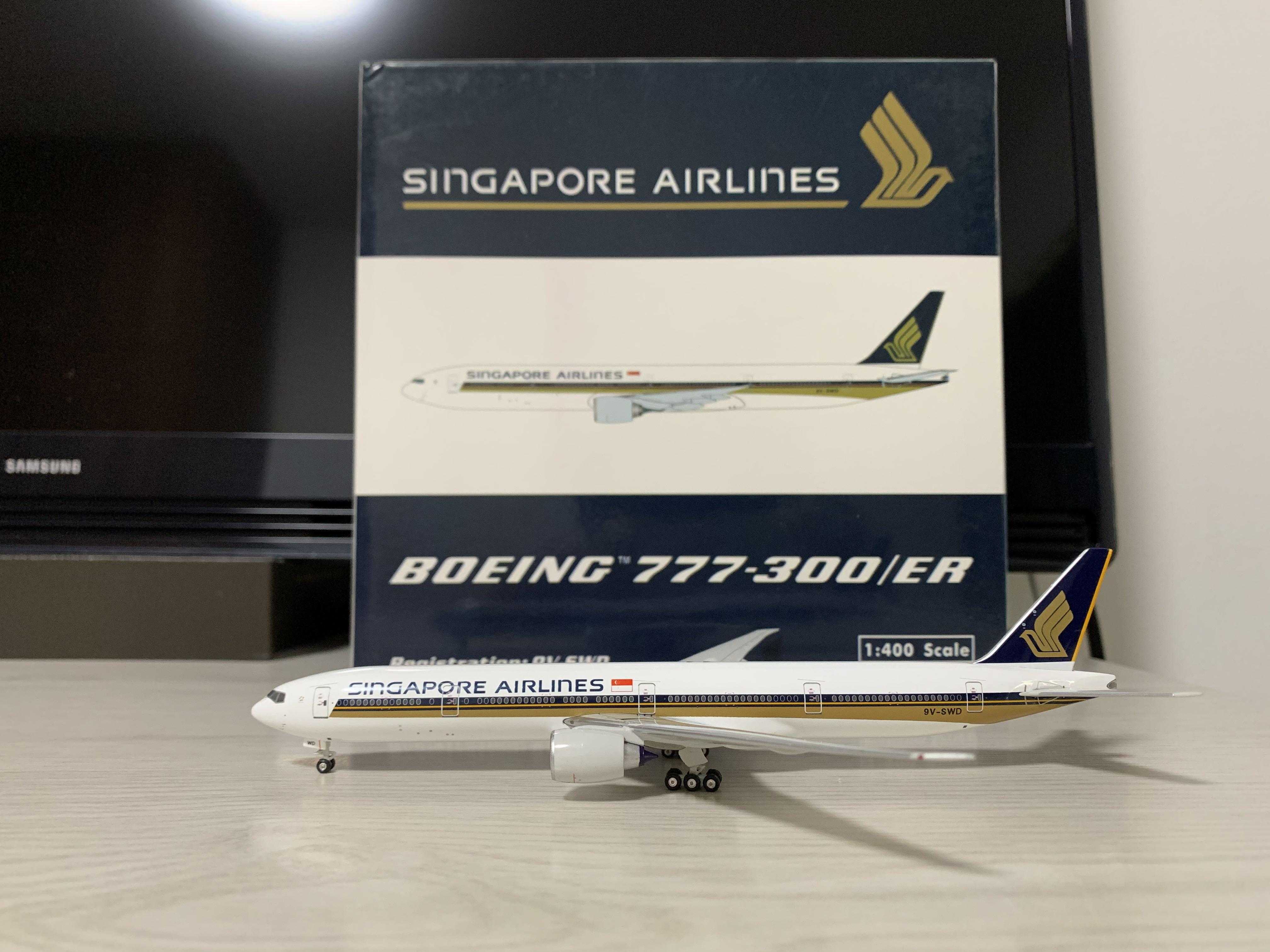 NEW 1:400 PHOENIX MODELS SINGAPORE AIRLINES B 777-300 9V-SNC MODEL PH404330 