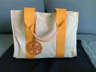 （分類：）位於 。 由 debbie130 提交（商品編號 1070587264，圖片 1）。簡介： 。