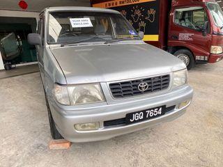 Toyota Unser 1.8 GLI Facelift