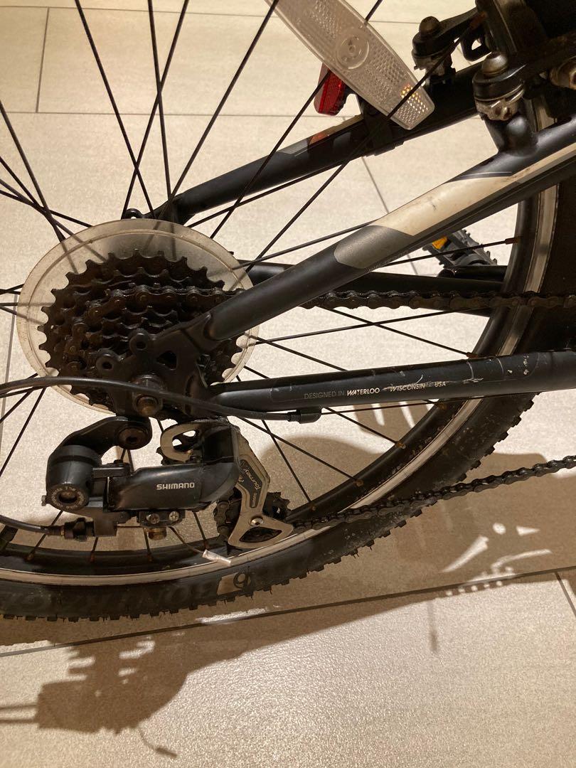 Trek mt best sale 200 handlebar grips