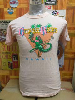 (Category: ) located in . Submitted by pomenbundle_vintagestore (Listing ID 1070622365, Image 1). Description: .