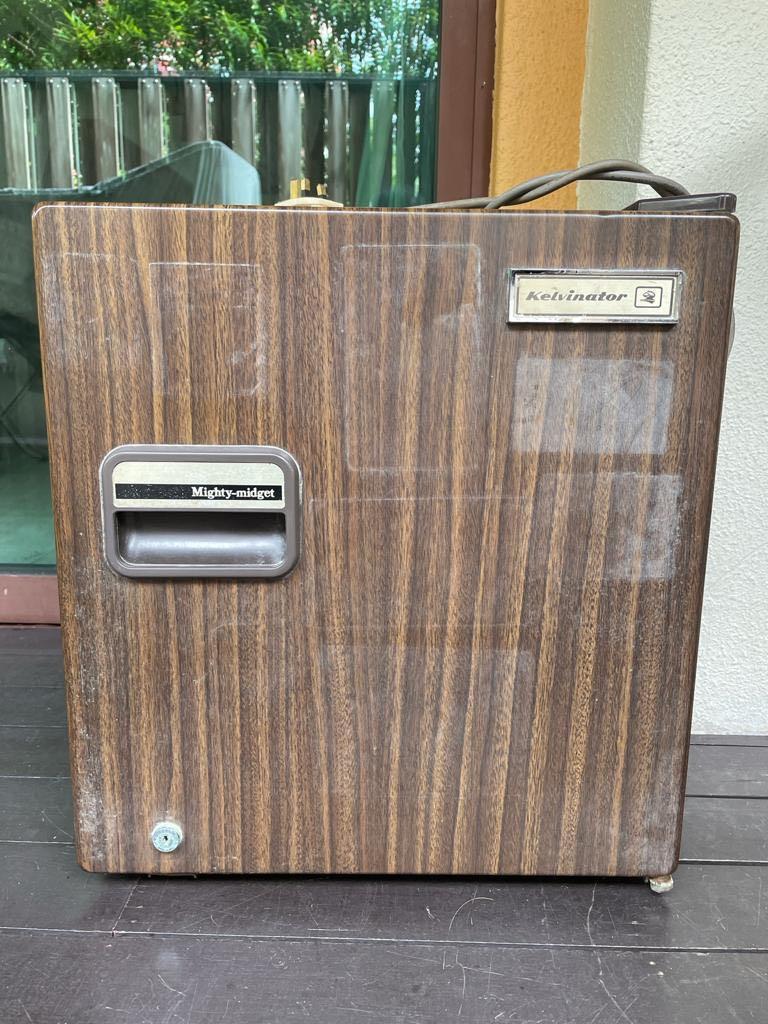 Kelvinator mini top bar fridge