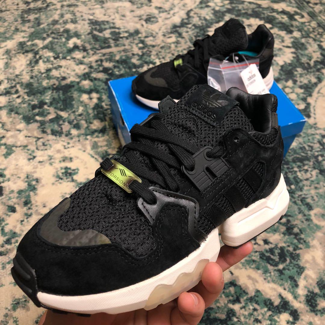 Adidas originals store zx torsion black