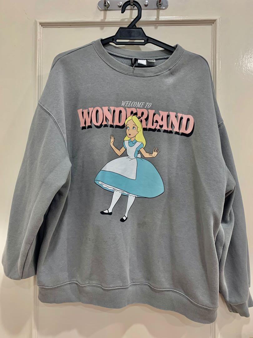 H&m alice best sale in wonderland sweatshirt