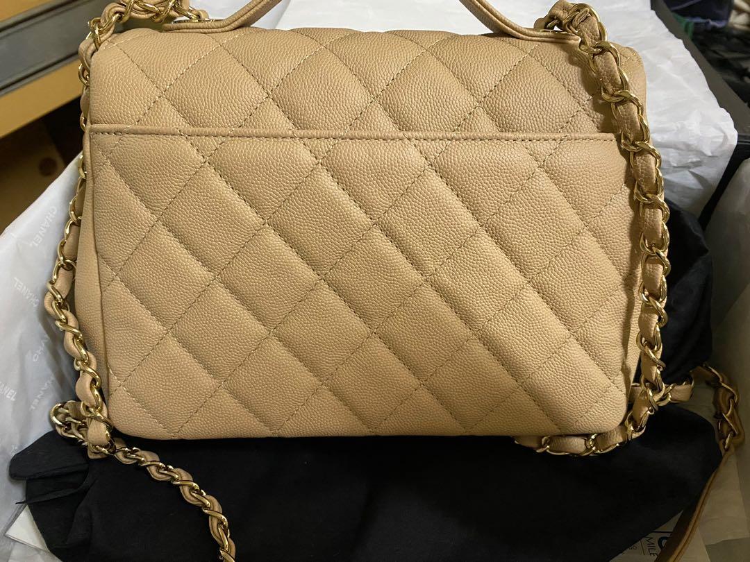 Della Marga - Gorgeous Chanel Business Affinity bag in beige