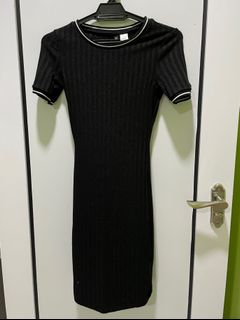 (Category: ) located in . Submitted by honeybee.preloved (Listing ID 1070880505, Image 1). Description: .