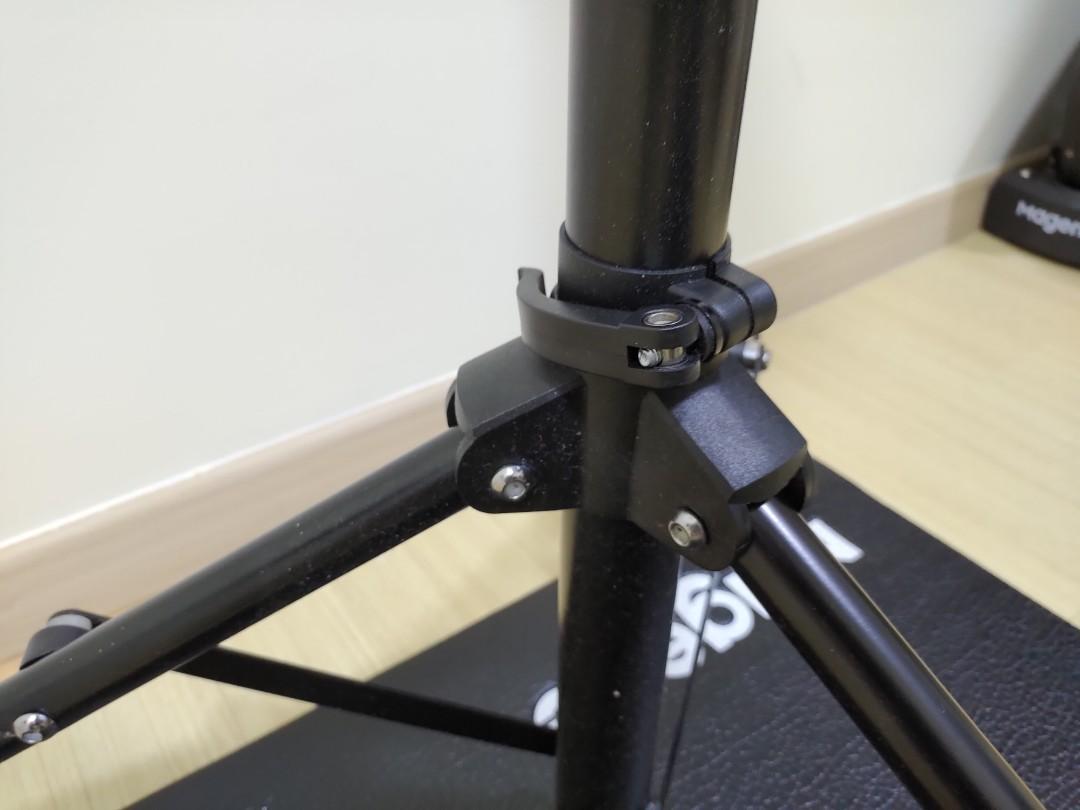 BTWIN 500 bike repair stand