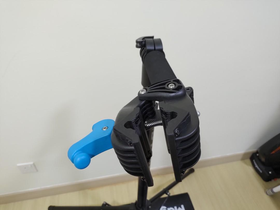 BTWIN 500 bike repair stand