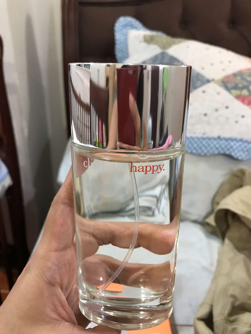 Clinique happy perfume (Category: Fragrance & Deodorants) located in Caloocan City. Submitted by joyedar (Listing ID 1070700535, Image 2). Description: Opened from plastic and sprayed some. Authentic 100ml clinique happy perfume.