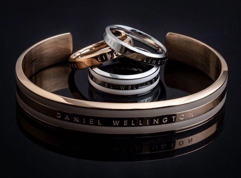 Classic bracelet desert sand 2025
