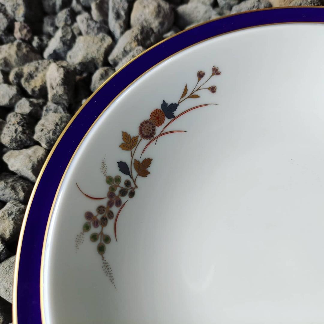 KORANSHA JAPAN PLATE (Category: Dinnerware & Cutlery) located in Las Pinas. Submitted by dtpolo_shop (Listing ID 1070754599, Image 2). Description: KORANSHA JAPAN SALAD plate 20x4cm Cobalt gold trim Unused 🔥580 each / 5 available.