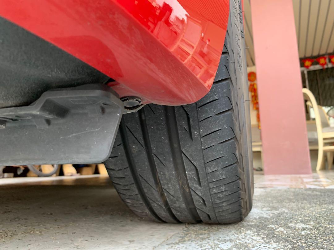 LEXUS IS300 stock 17 inch rims with tyres 225/45/R17, Car Accessories ...