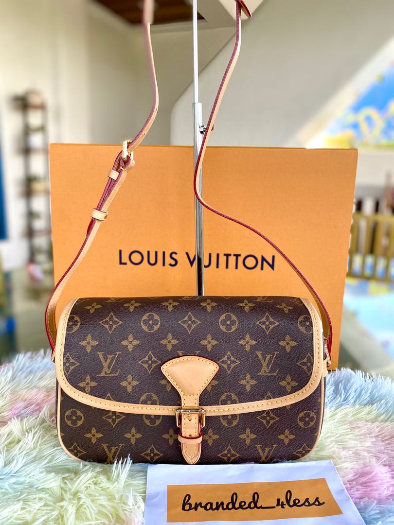 Louis Vuitton Monogram Sologne Crossbody bag For Sale at 1stDibs  lv  sologne crossbody lv sologne bag louis vuitton sologne