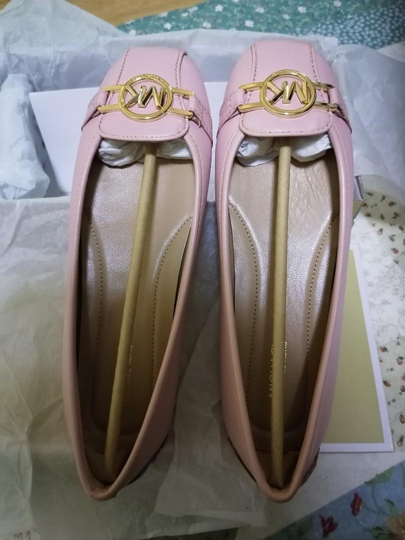 Michael kors smokey rose us6. 5 AUTHENTIC, Women's Fashion, Footwear,  Flipflops and Slides on Carousell
