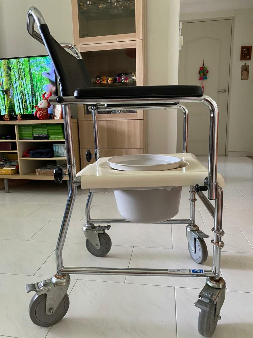 New Commode chair for sale., Health & Nutrition, Assistive