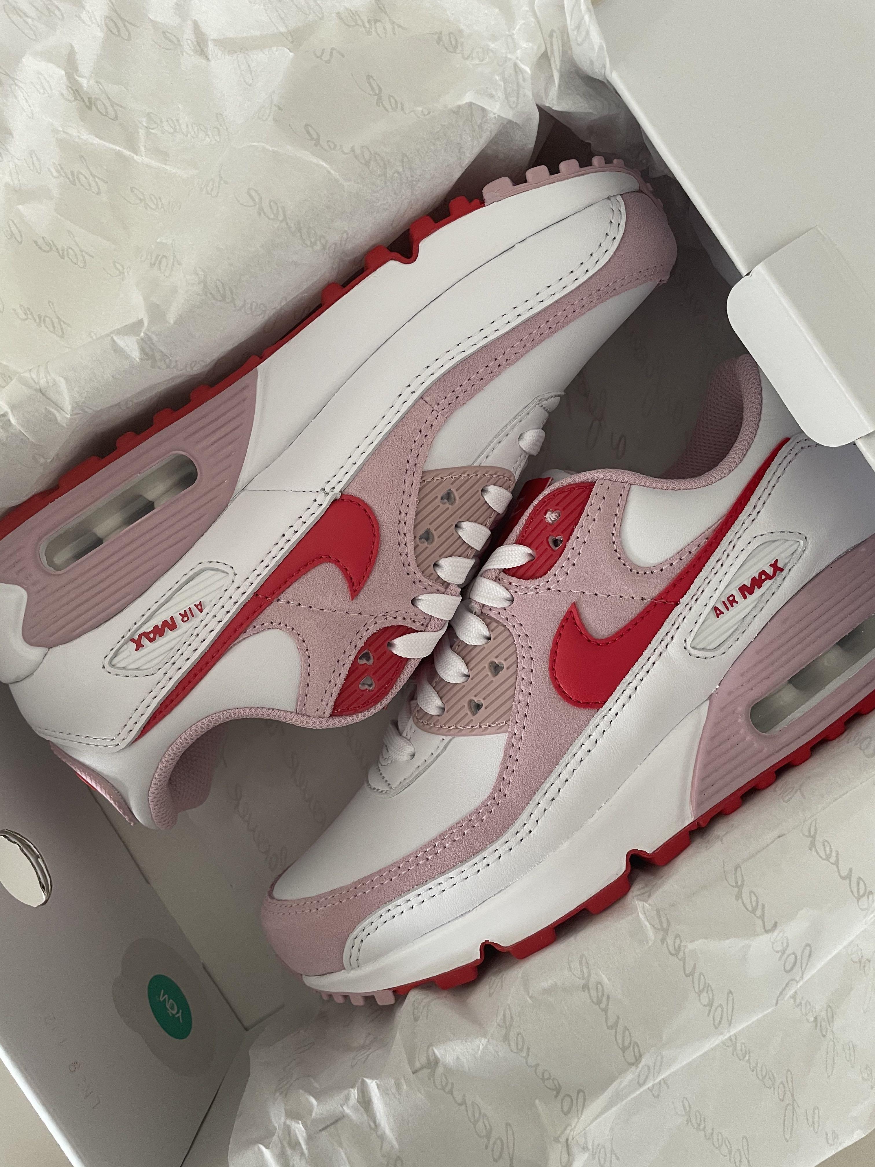 Nike Air Max 90 Valentine's Day, Men's Fashion, Footwear, Sneakers on  Carousell