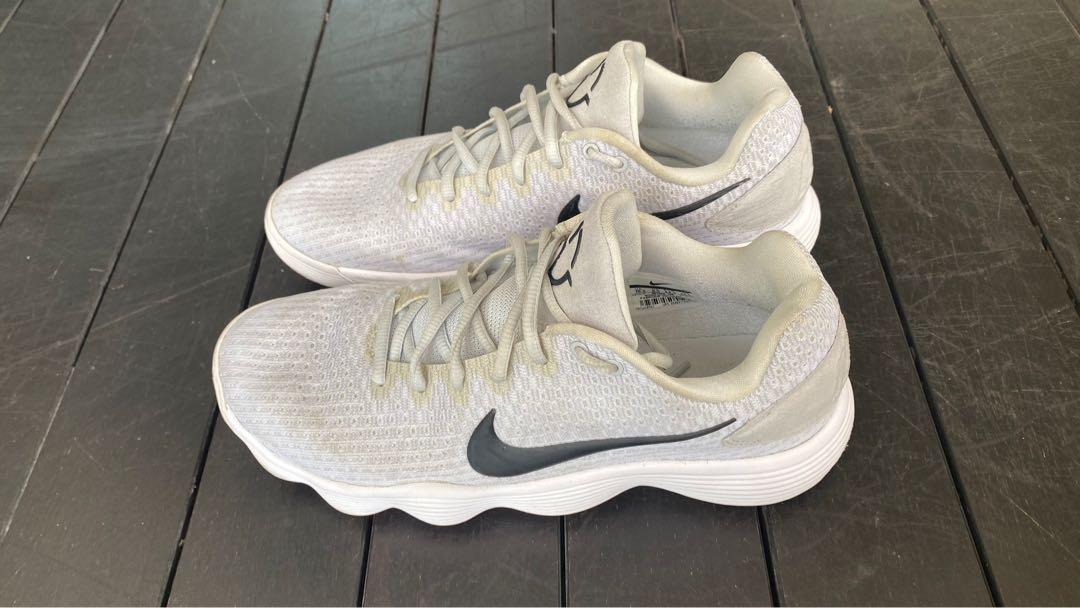 Nike Hyperdunk 2017 low Basketball shoes USED but good condition