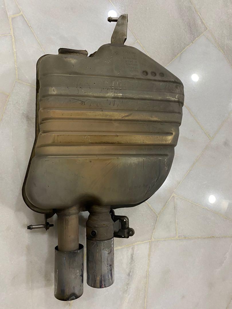 Bmw 330e deals exhaust