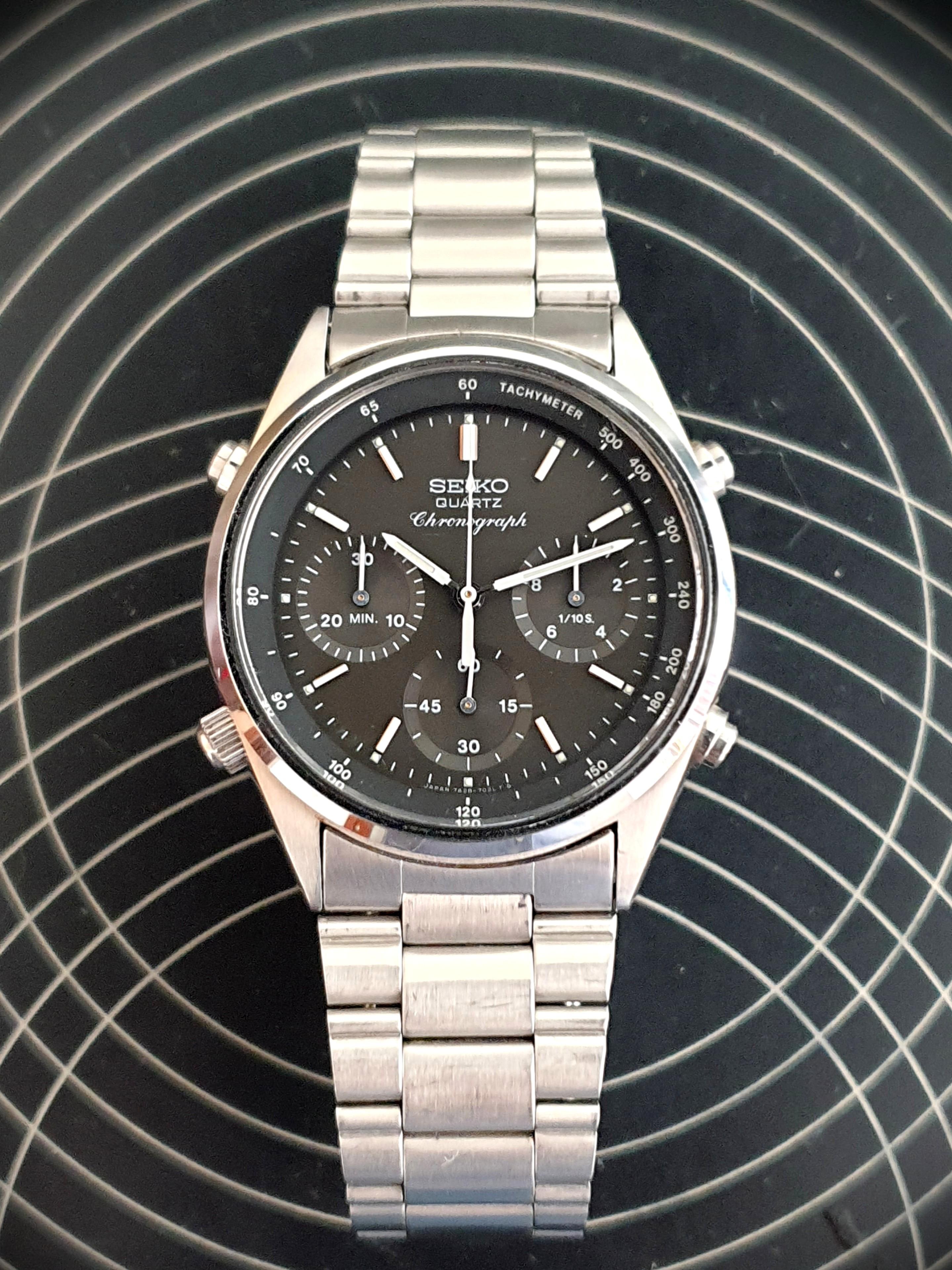 Seiko chronograph 7A28-702A, Men's Fashion, Watches & Accessories, Watches  on Carousell