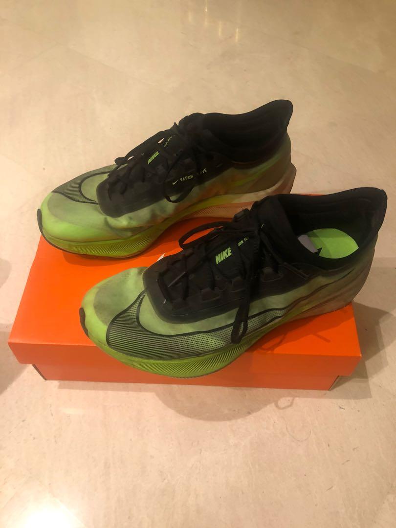 Asics glideride vs nike zoom fly 3 online