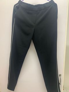 （分類：）位於 。 由 chiwaitse 提交（商品編號 1070864028，圖片 1）。簡介： 。