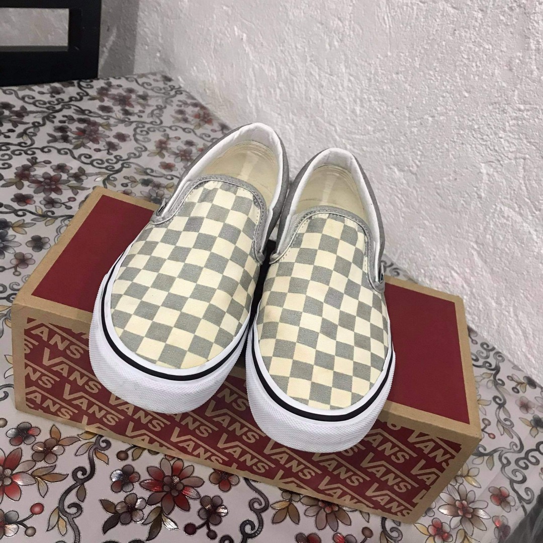 Silver discount checkerboard vans