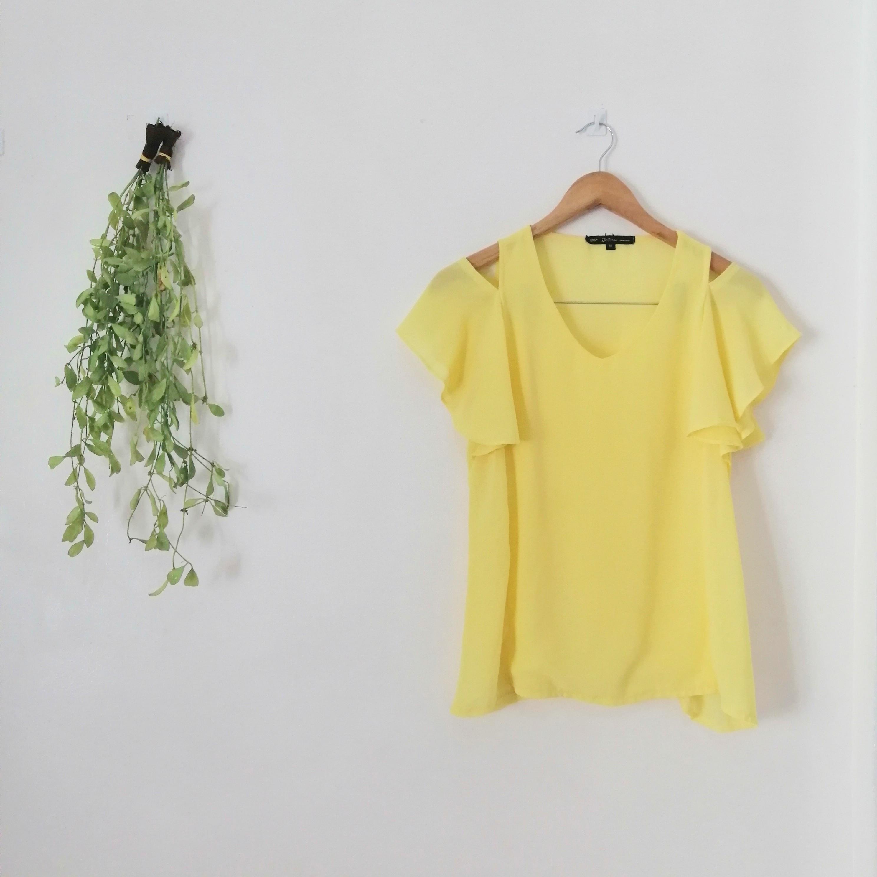 flowy cold shoulder top