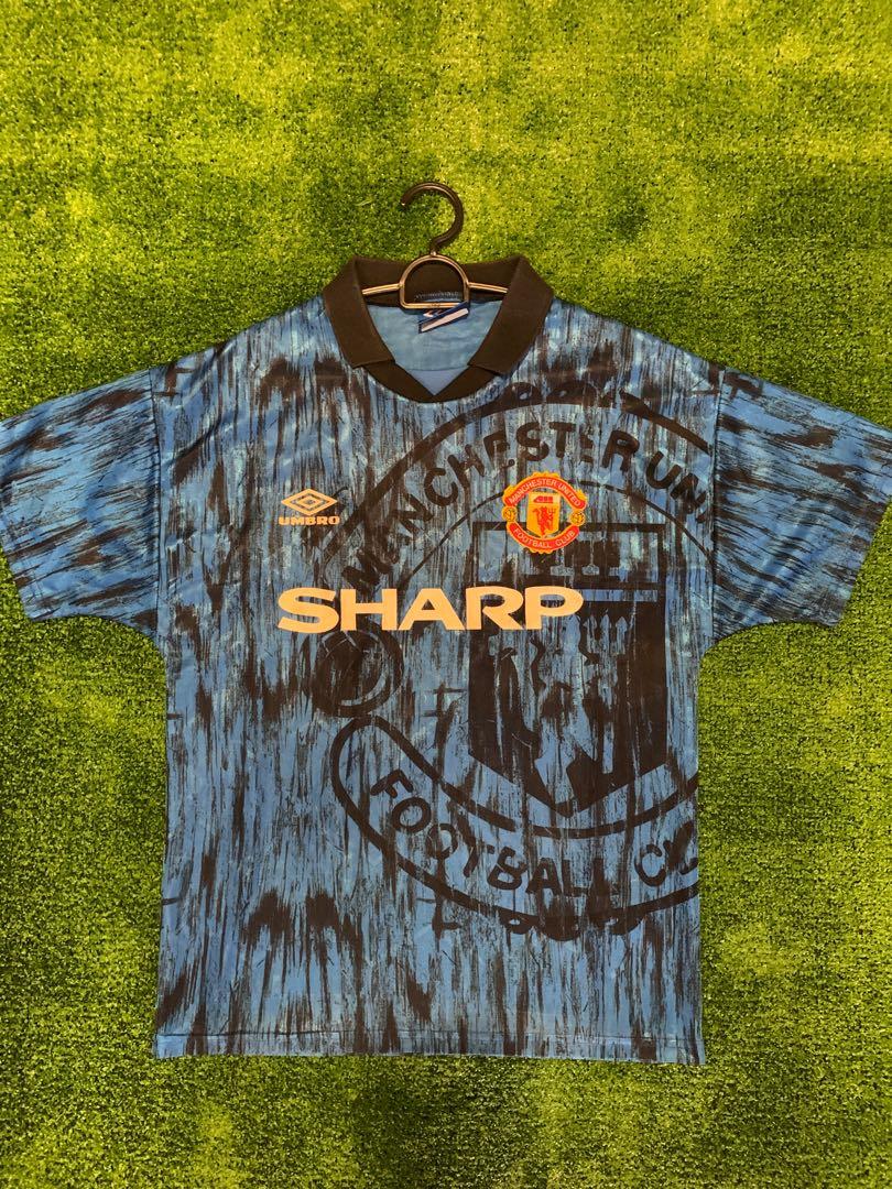 Used 1992 1993 Vintage Manchester United Away Kit Men S Fashion Tops Sets Tshirts Polo Shirts On Carousell