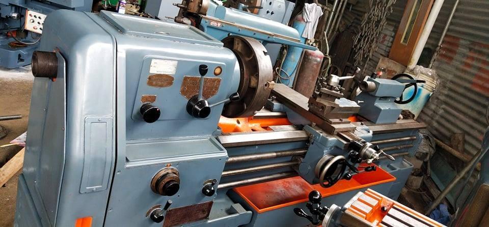 1 UNIT LATHE MACHINE, Commercial & Industrial, Industrial Equipment on ...