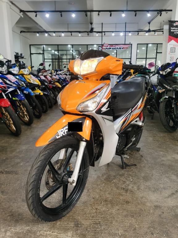 2015 Honda Future 125 i Wave Dash Sport Rider 125 i Motorbikes on
