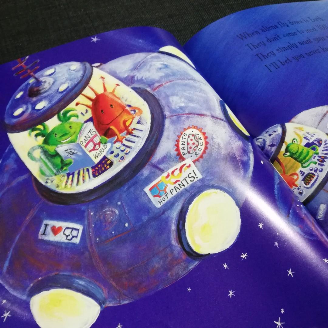 Aliens Love Underpants (Category: Children's Books) located in Makati City. Submitted by playasyougrow (Listing ID 1071088863, Image 3). Description: Preloved Book like New Paperback A totally zany story with some of the silliest illustrations to appear in many seasons, which is to say that Aliens Love Underpants will be a sure-fire hit among toddlers and beginning readers. When little aliens fly down to Earth, they don't come to visit because th