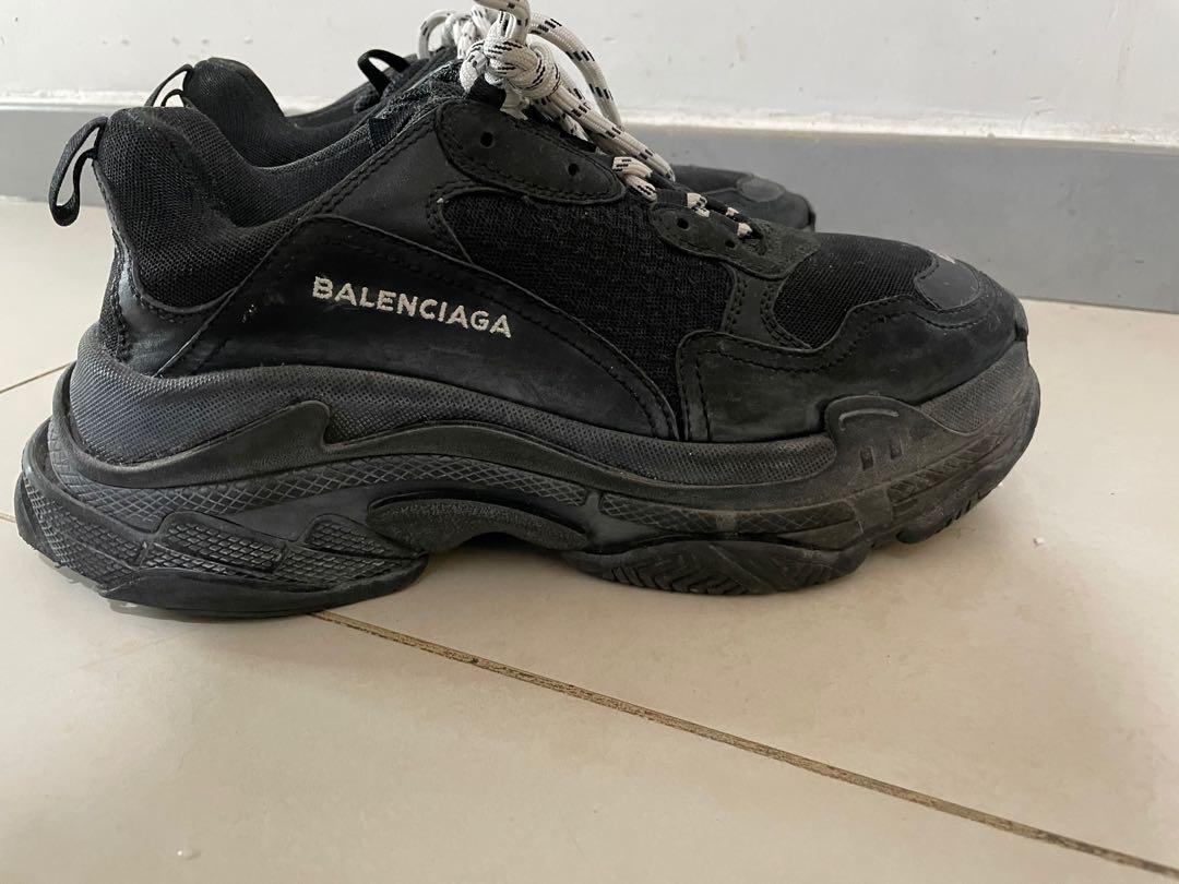 Balenciaga triple s black pre distressed best sale
