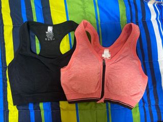 (Category: ) located in . Submitted by _closetdeclutter (Listing ID 1071004750, Image 1). Description: .