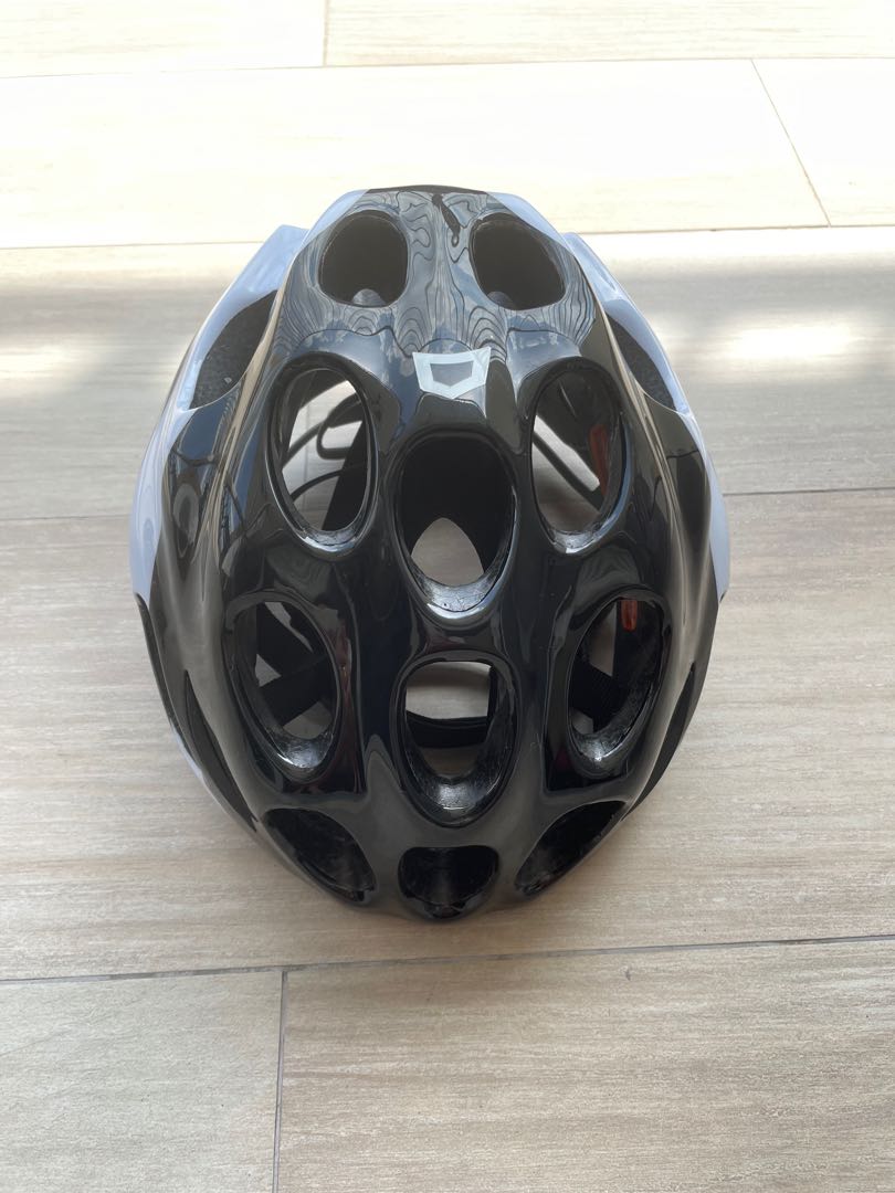 Catlike cycling helmet, Sports Equipment, Bicycles & Parts, Bicycles on