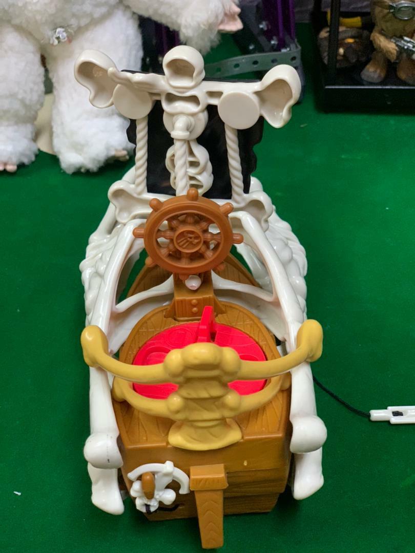Fisherprice imaginext pirate billy bones boat