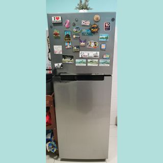 (Category: ) located in . Submitted by nrshbfrh (Listing ID 1071021936, Image 1). Description: .