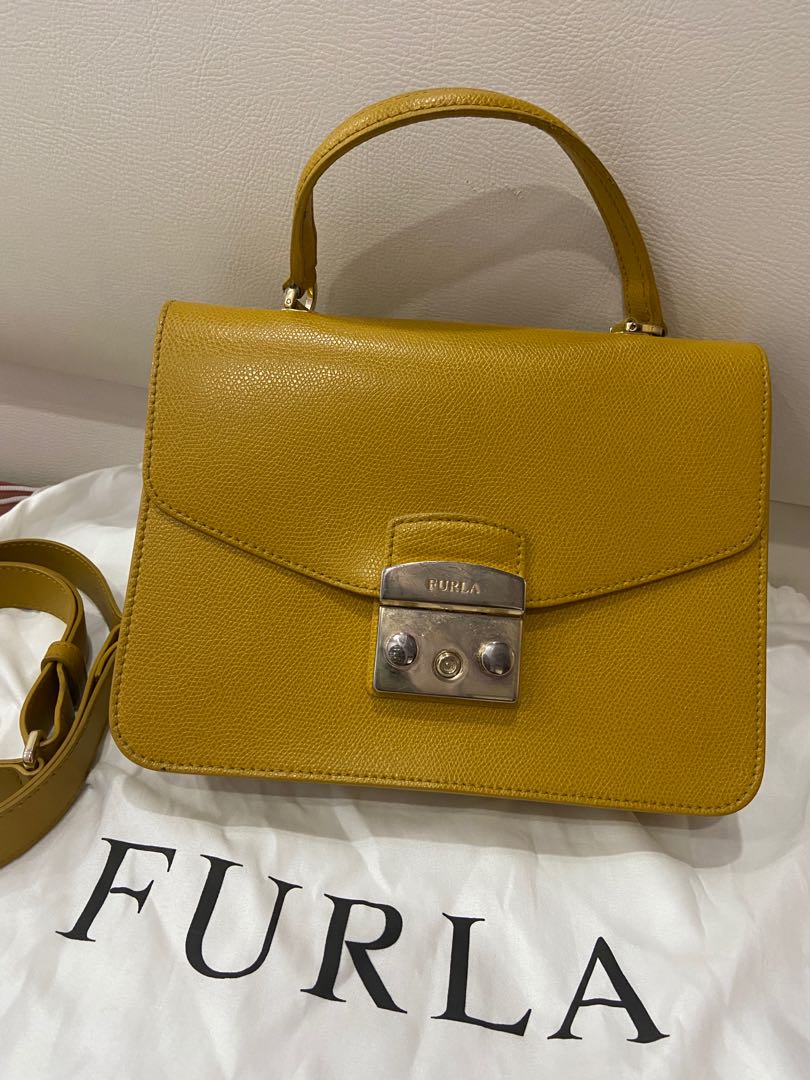 の公式オンラインストア FURLA 993857 METROPOLIS SOLE イエロー 黄色 ...