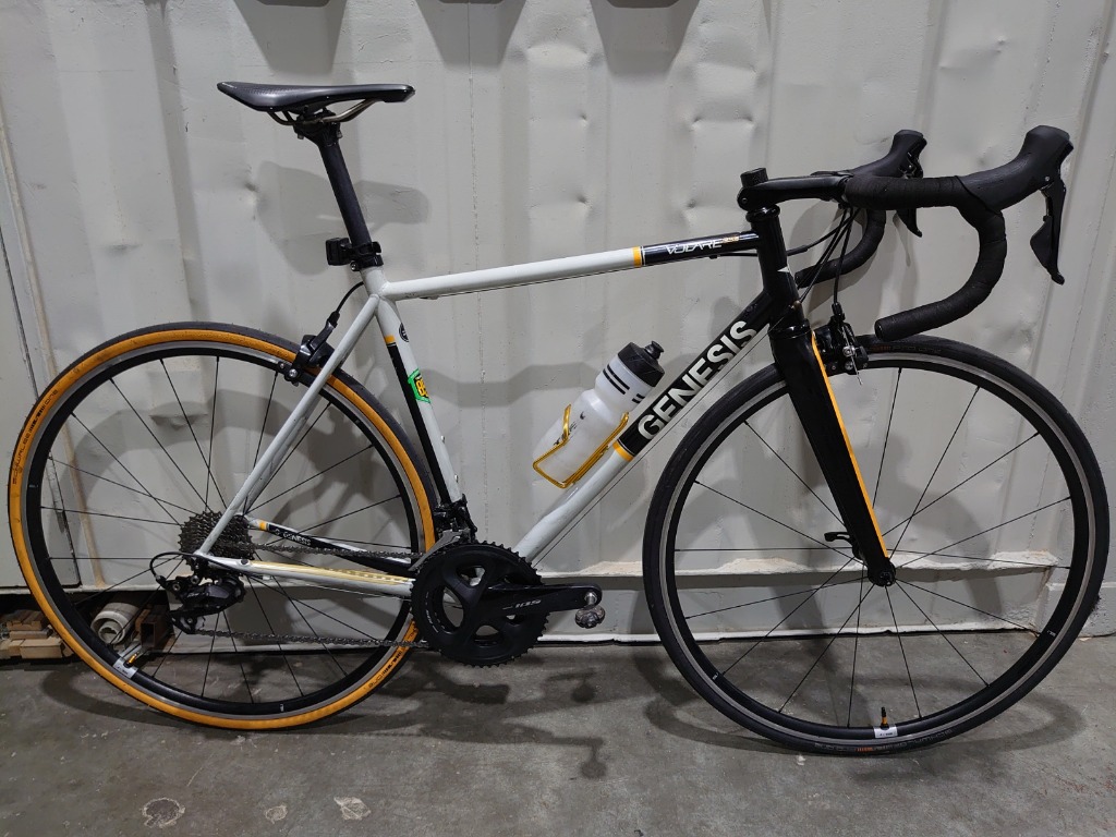 Genesis deals volare 853