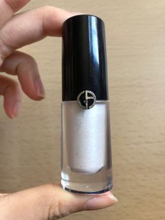 （分類：）位於 。 由 167.00640 提交（商品編號 1071018048，圖片 1）。簡介： 。