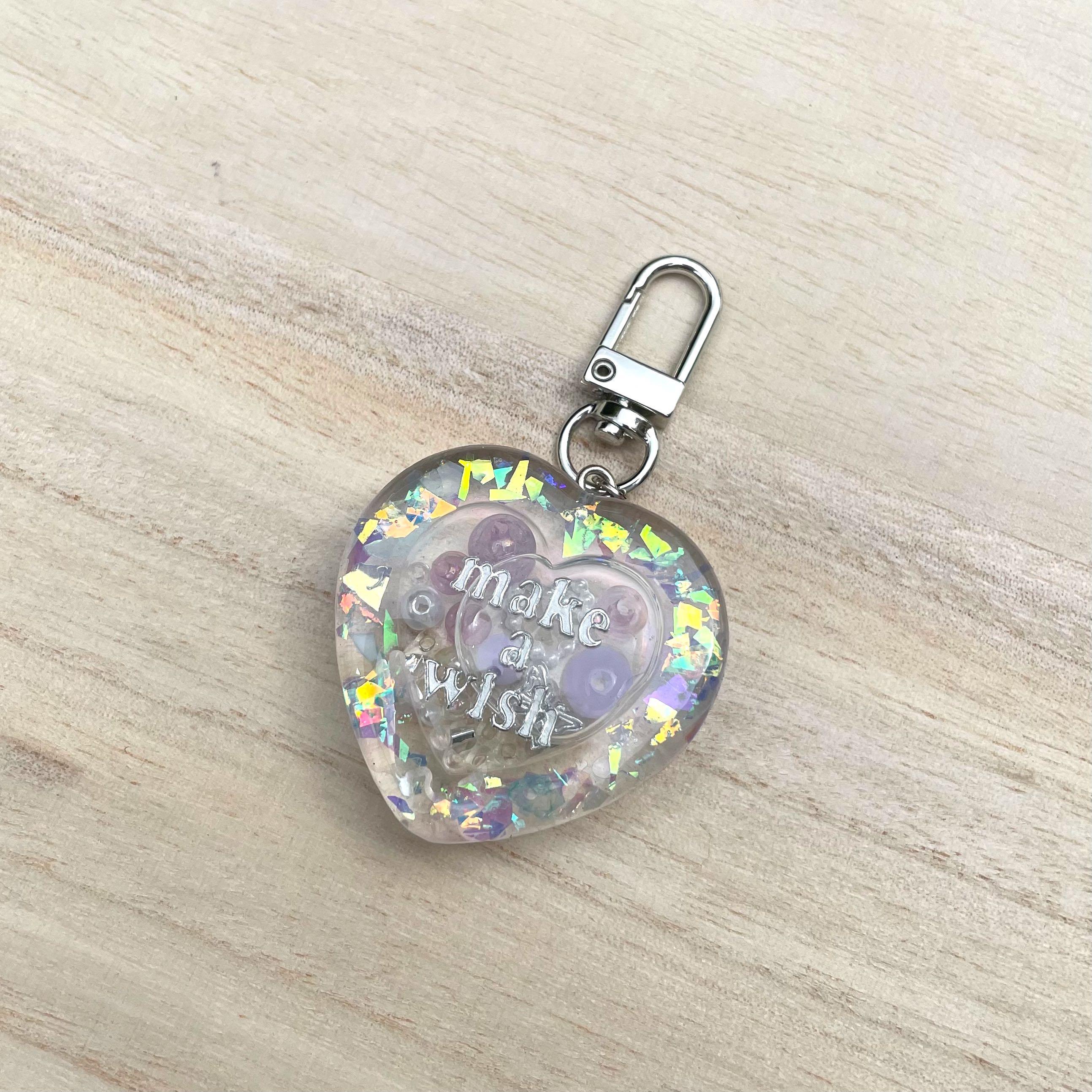 handmade kpop resin shaker keychains bts stray kids nct, Hobbies & Toys