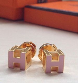 （分類：）位於 。 由 FalaBell 提交（商品編號 1070995611，圖片 1）。簡介： 。