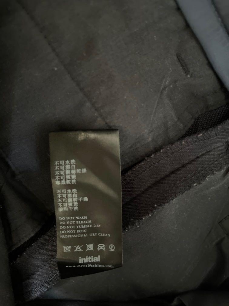 Initial （分類：西裝）位於 Hong Kong。 由 simon1012 提交（商品編號 1070938637，圖片 3）。簡介： 9分褲！39吋長！32吋腰！。
