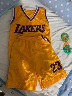 Lakers terno
