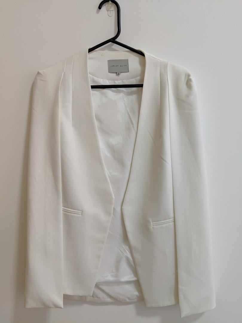 Size 6 blazer Clearance