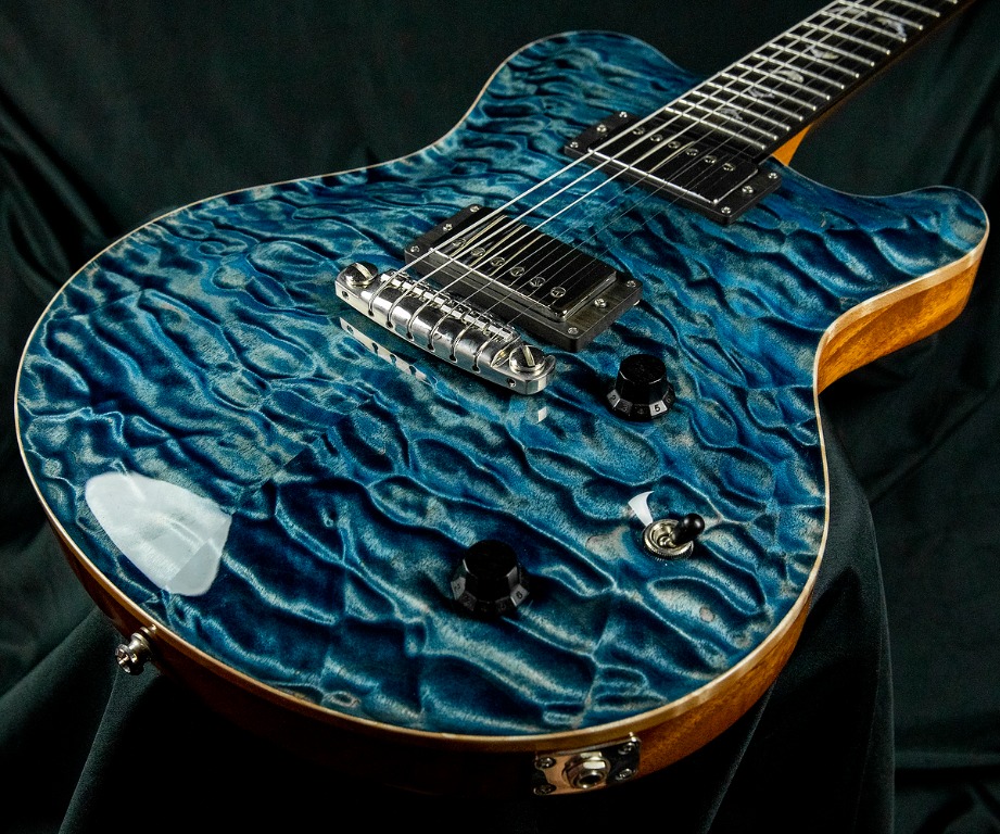 Lima viva Marcar Nik Huber Dolphin II Exceptional Quilted Maple Top, Hobbies & Toys, Music &  Media, Music Accessories on Carousell